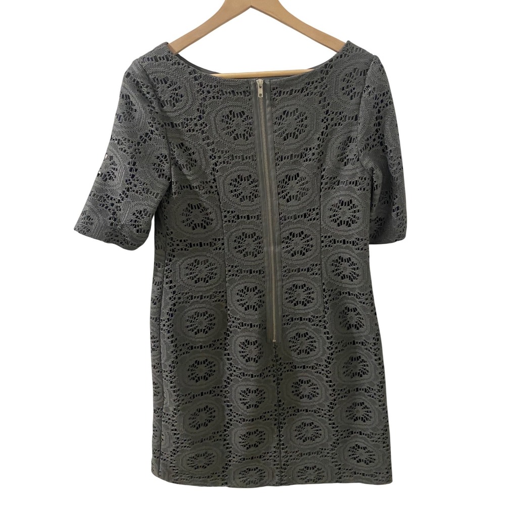 Adrianna Papell Gray Geometric Crochet Lace Sheath Dress Size 10 Short Sleeve - Picture 2 of 9
